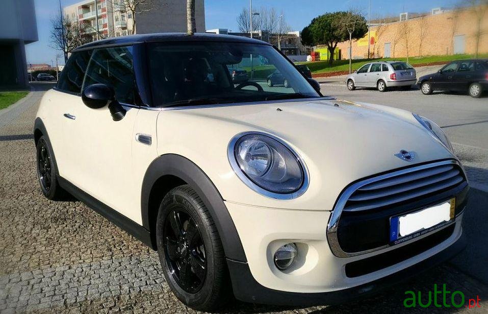 2015' MINI Cooper photo #1