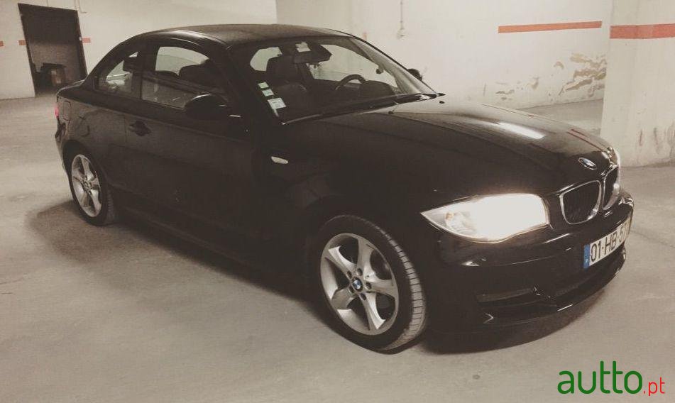 2008' BMW 120 Coupe photo #3