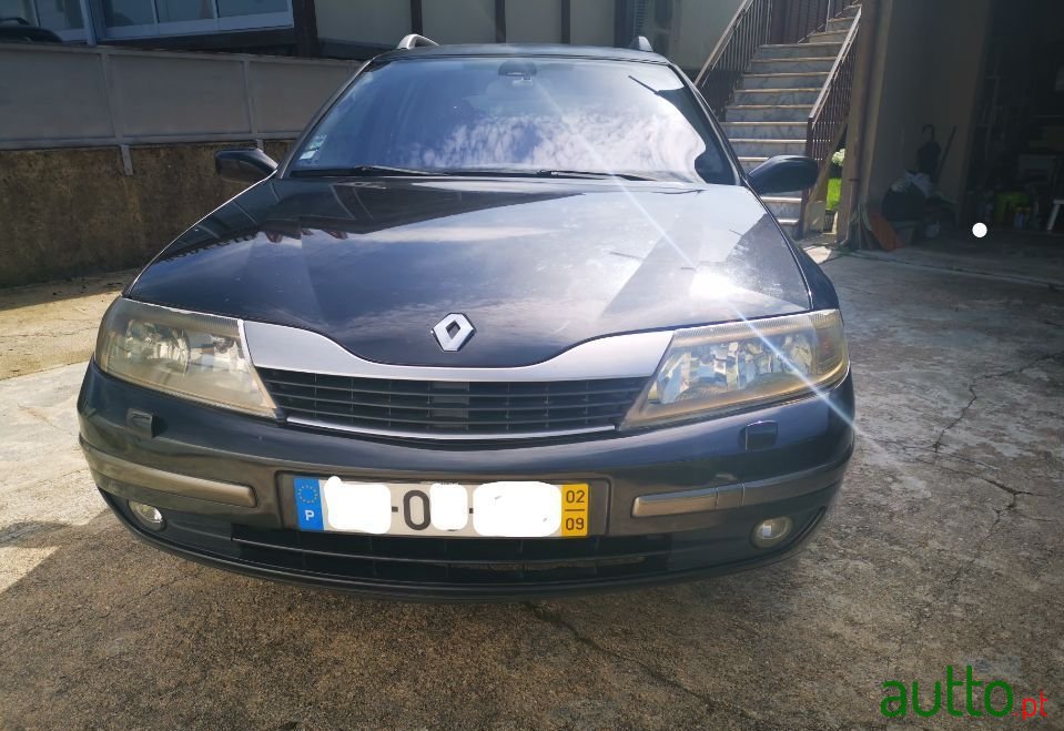 2002' Renault Laguna Break photo #2
