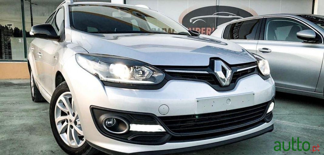 2014' Renault Megane Sport Tourer photo #2