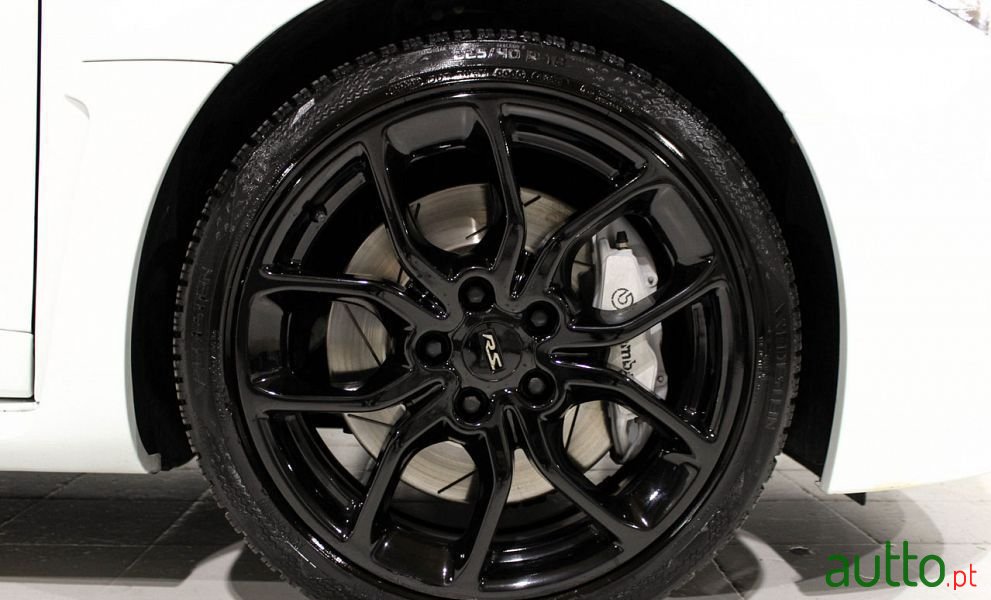 2012' Renault Megane Coupe photo #6