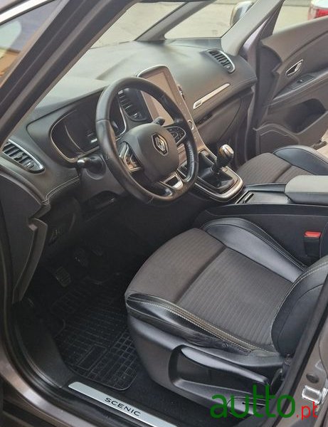 2017' Renault Grand Scenic 1.6 Dci Intens Ss photo #2