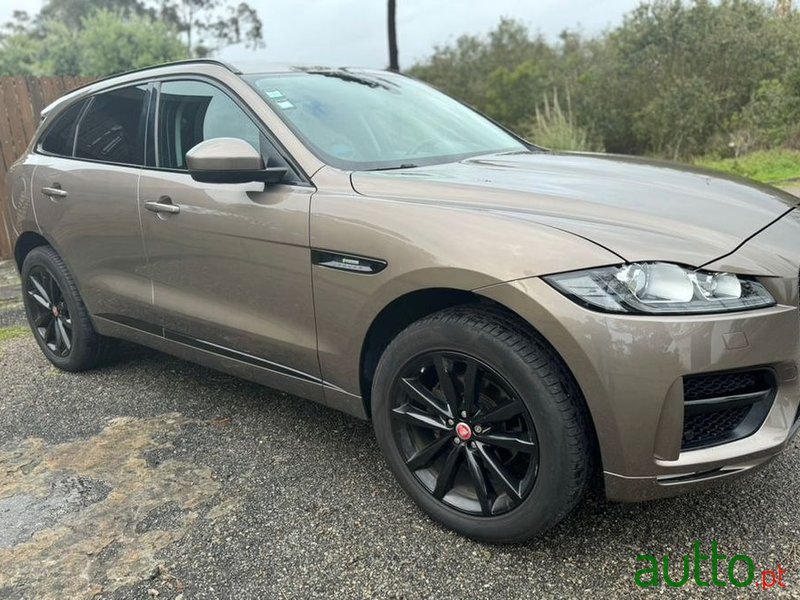 2017' Jaguar F-Pace photo #1