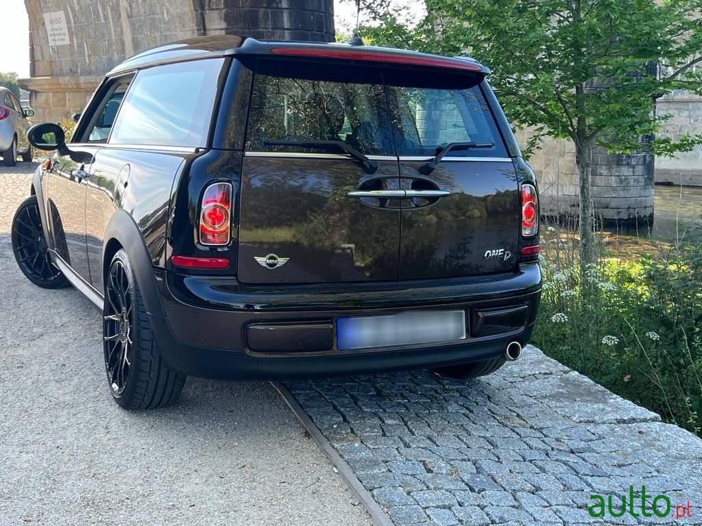 2011' MINI Clubman photo #4