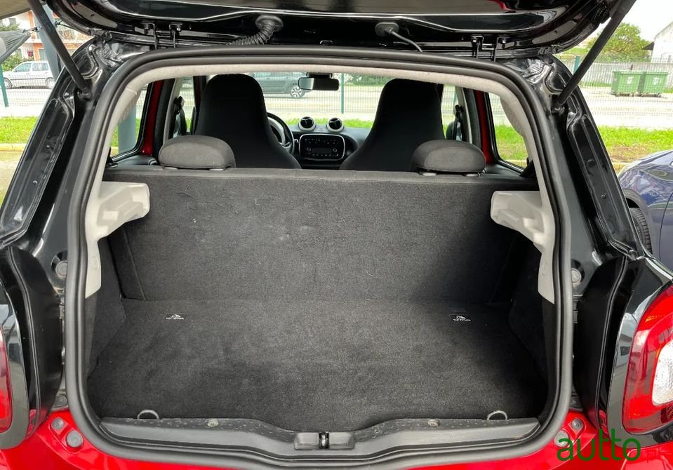 2016' Smart Forfour photo #5