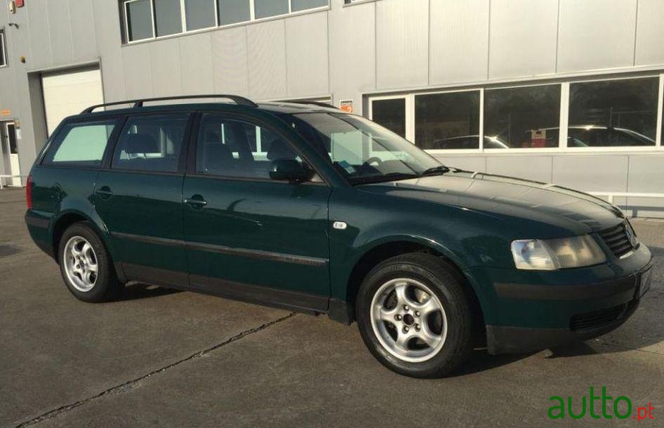 1997' Volkswagen Passat Variant photo #2