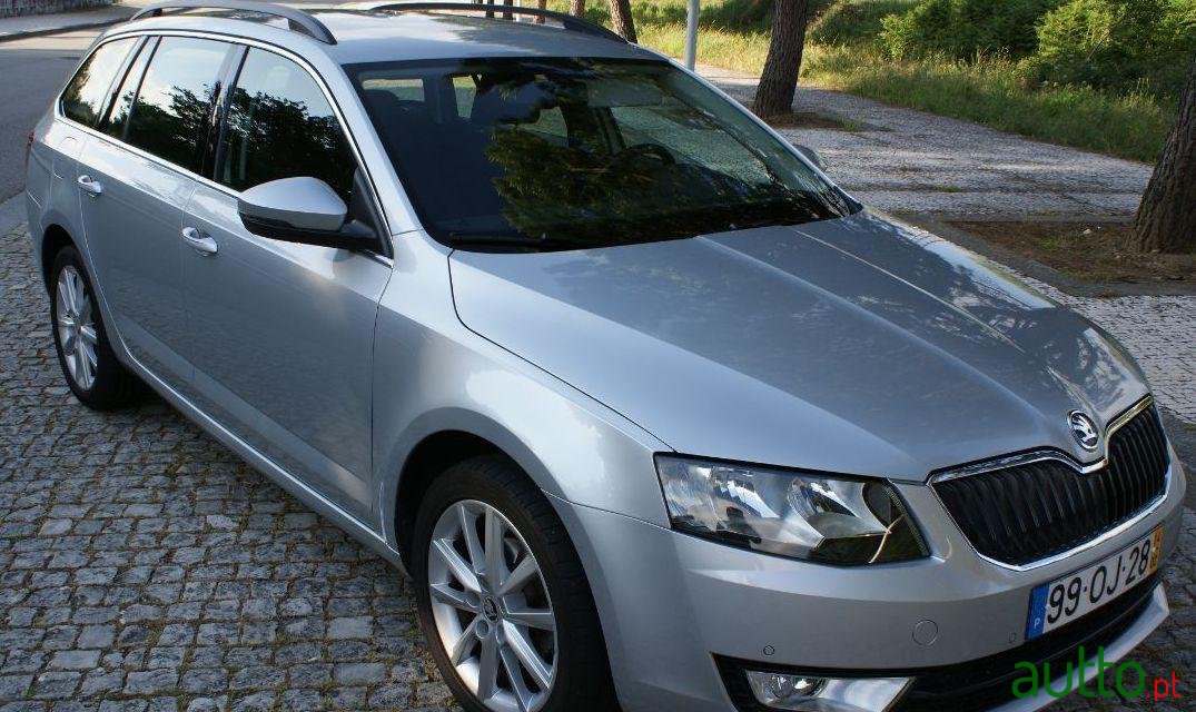 2014' Skoda Octavia Break photo #4