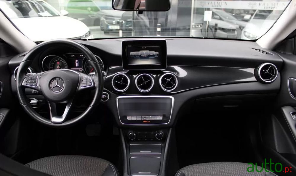2016' Mercedes-Benz Classe Cla photo #6