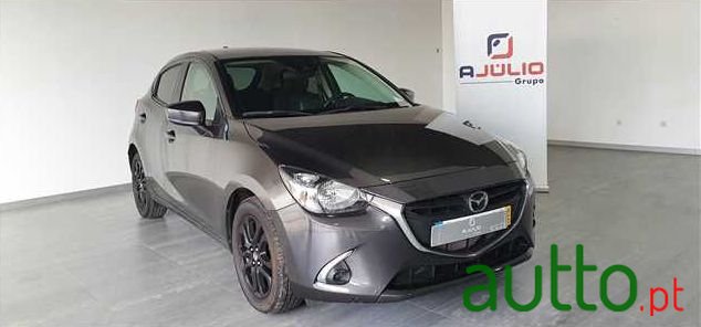 2019' Mazda 2 photo #2