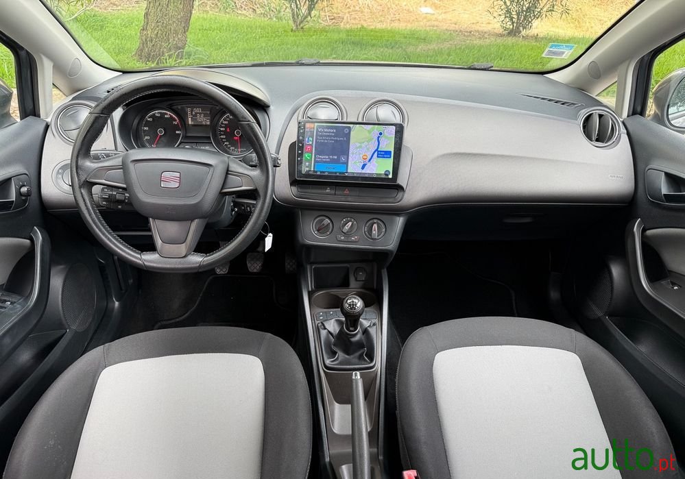 2013' SEAT Ibiza photo #4