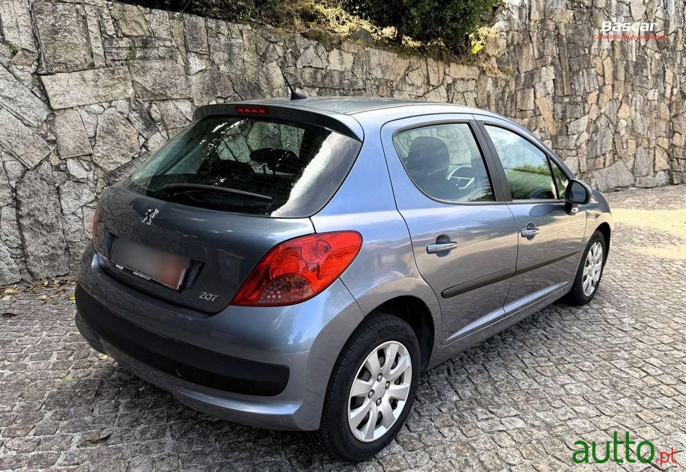 2007' Peugeot 207 1.4 16V Sport photo #4