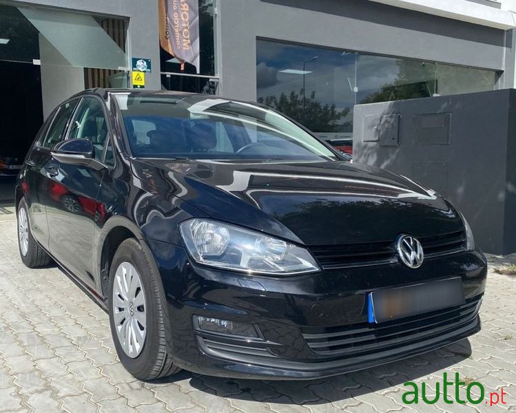 2014' Volkswagen Golf photo #1