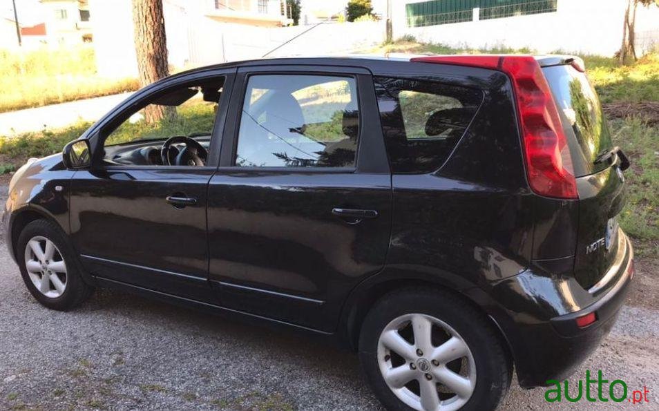 2006' Nissan Note 1.5 Dci 5 Portas photo #2