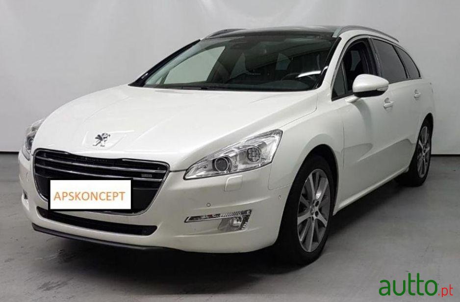 2012' Peugeot 508 Sw photo #2