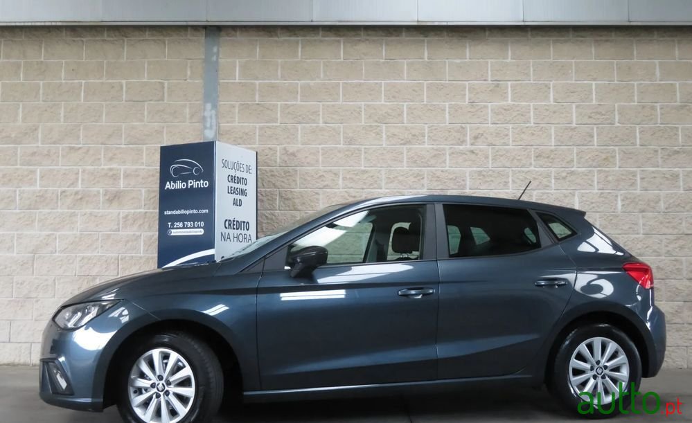 2019' SEAT Ibiza 1.0 Style photo #2