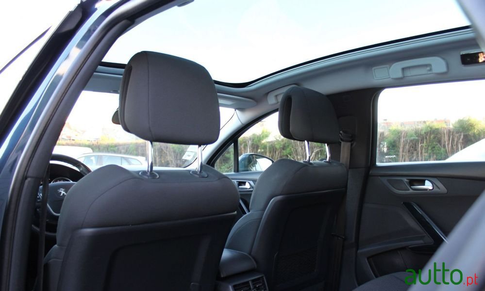 2015' Peugeot 508 Sw photo #6