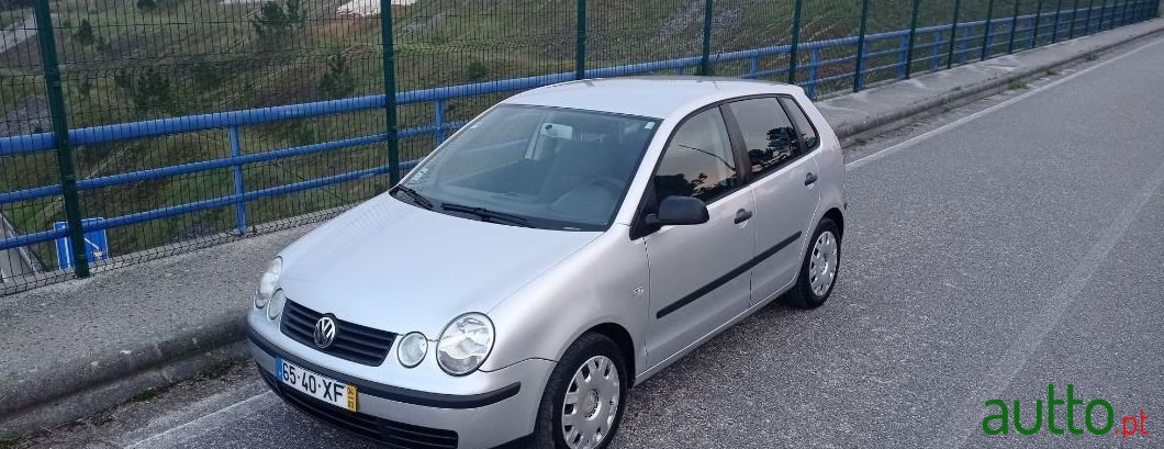 2004' Volkswagen Polo photo #3