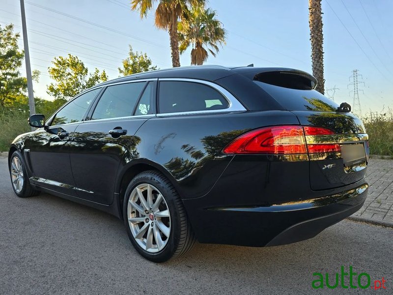 2014' Jaguar XF Sportbrake photo #4