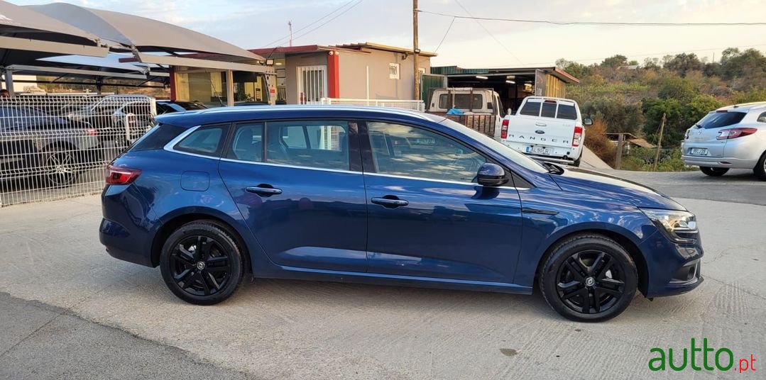 2019' Renault Megane Sport Tourer photo #6