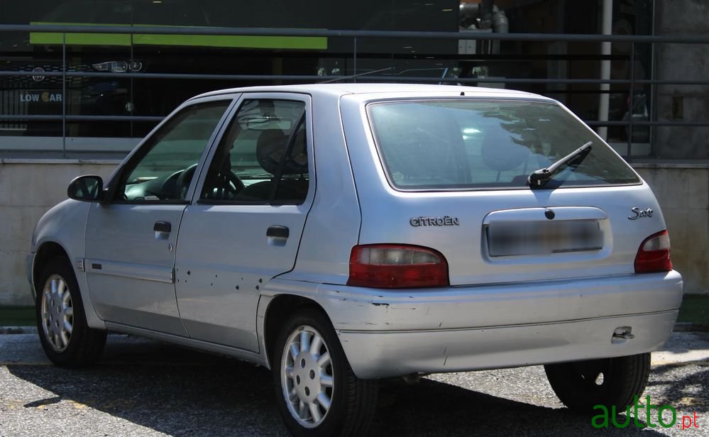 2002' Citroen Saxo 1.1I Sx photo #6