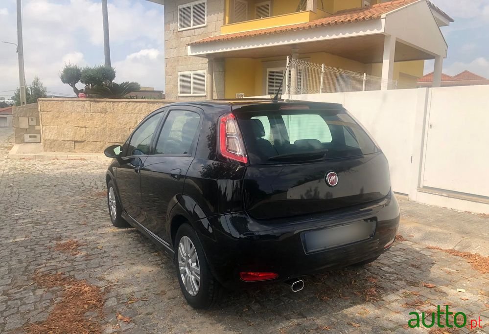 2014' Fiat Punto 1.2 Young S&S photo #4