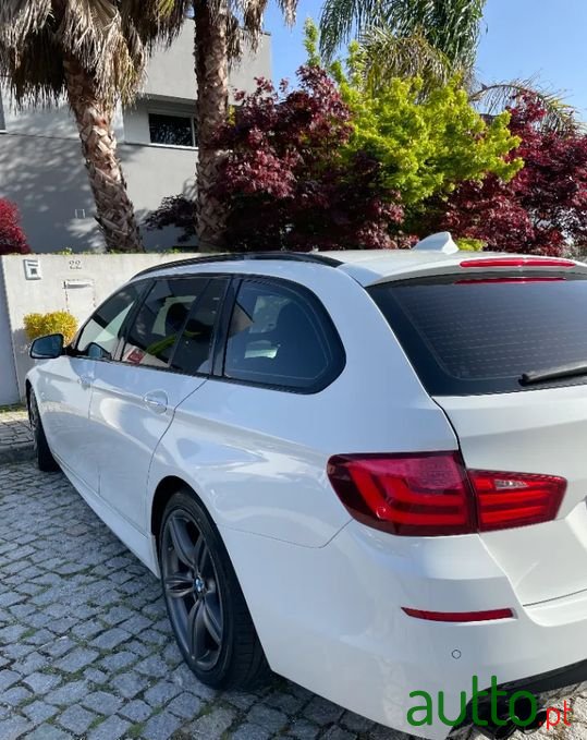 2010' BMW 520 photo #5