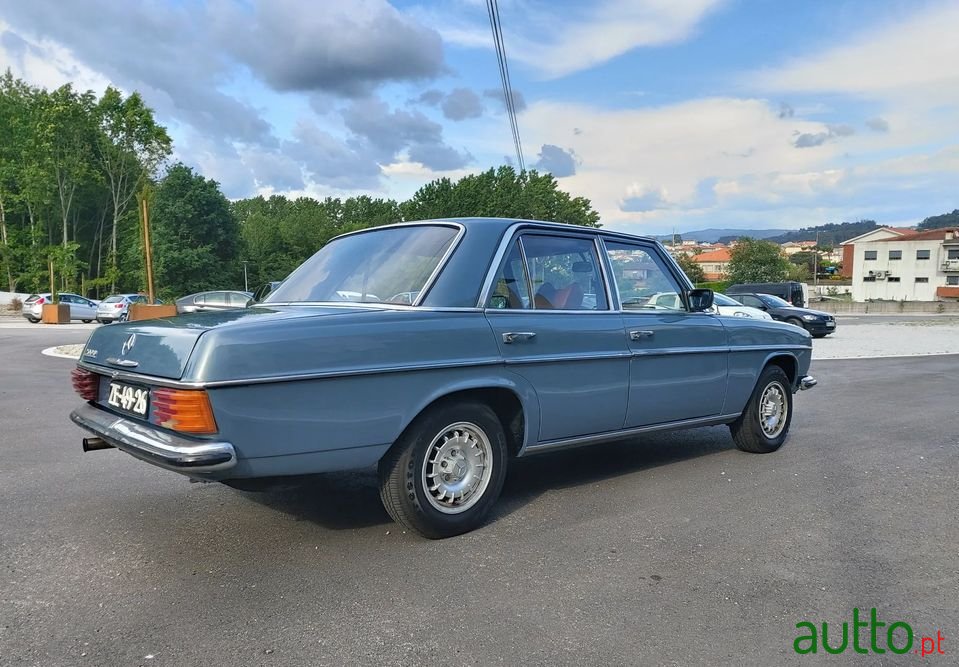 1974' Mercedes-Benz 200 photo #6