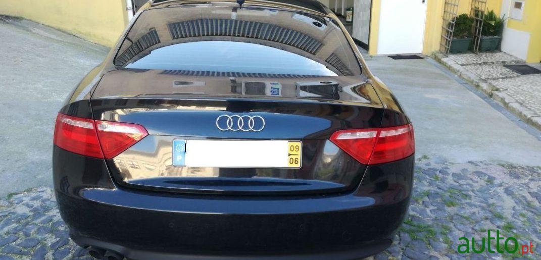 2009' Audi A5 2.0 Tdi photo #1