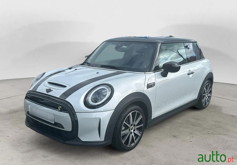 2022' MINI Electric photo #1