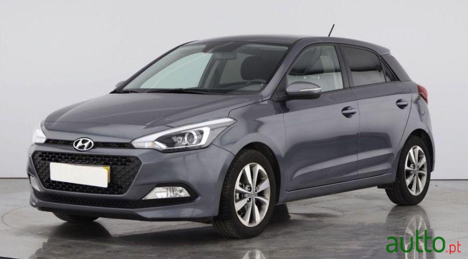 2017' Hyundai i20 photo #1