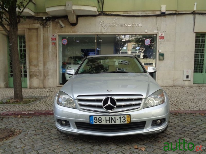 2009' Mercedes-Benz C-220 photo #2