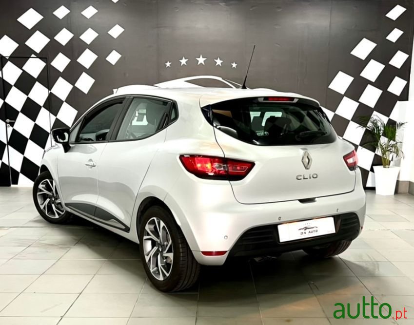 2018' Renault Clio photo #5