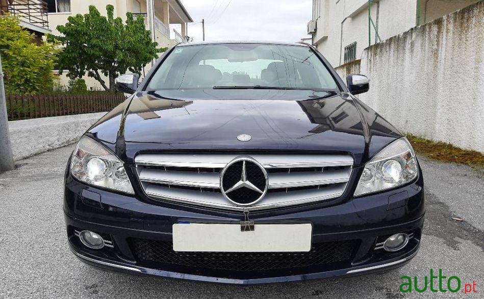2008' Mercedes-Benz C-220 Cdi Avantgarde photo #3