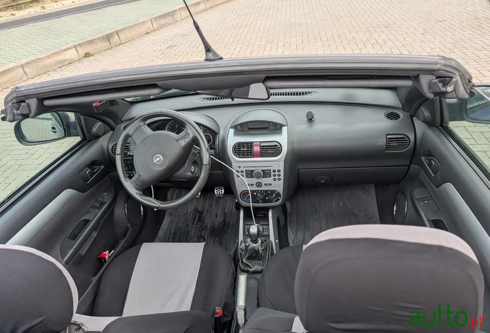 2005' Opel Tigra Twintop 1.4 photo #3