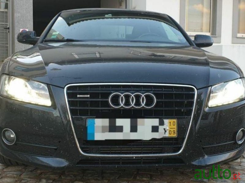 2010' Audi A5 photo #2