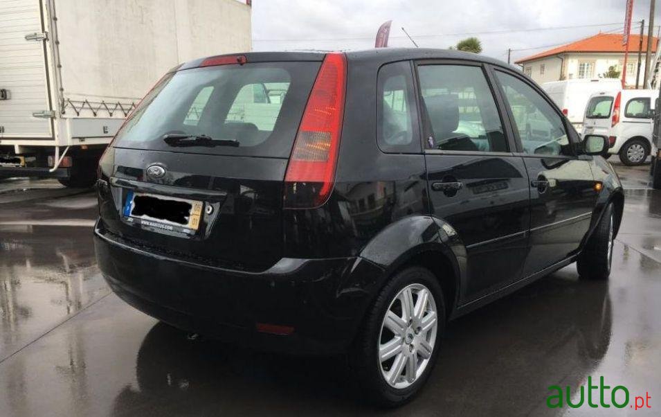 2005' Ford Fiesta 1.25 Ghia photo #3