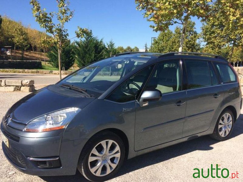 2007' Citroen C4 Grand Picasso photo #1