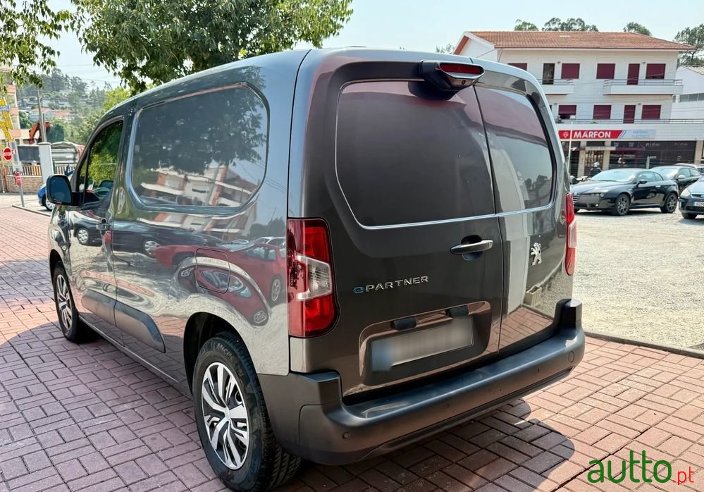 2023' Peugeot E-Partner photo #3