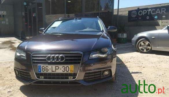 2011' Audi A4 photo #4