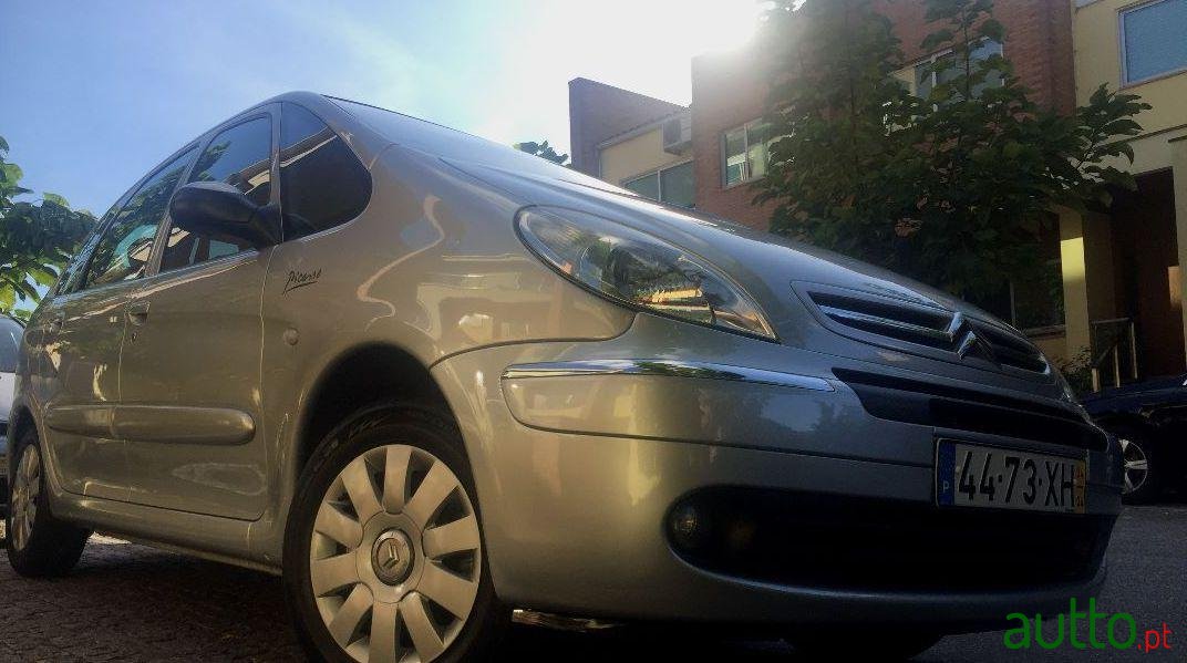 2004' Citroen Xsara Picasso 1.6 Hdi photo #1