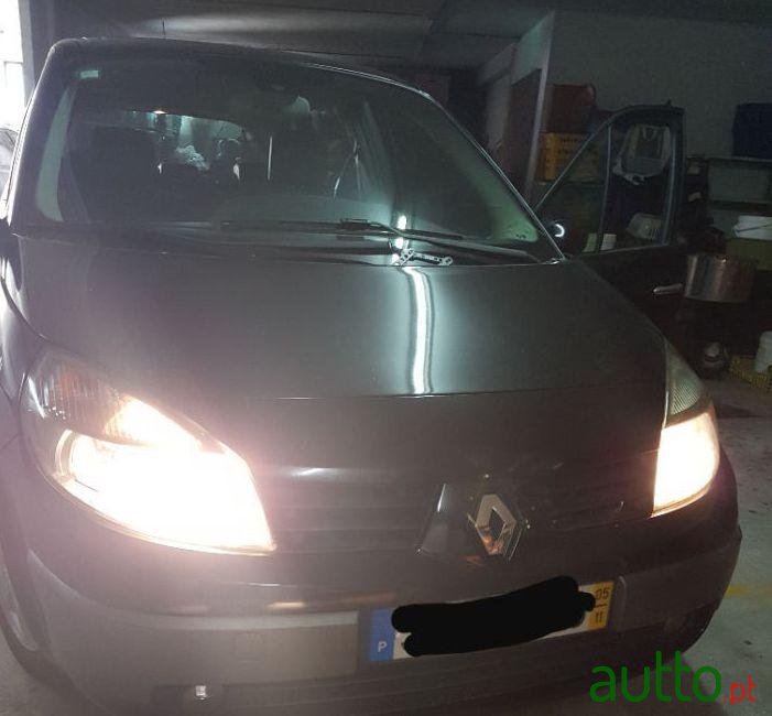 2005' Renault Scenic photo #3