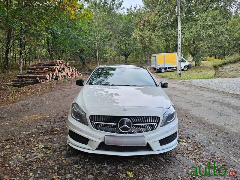 2013' Mercedes-Benz Classe A photo #3