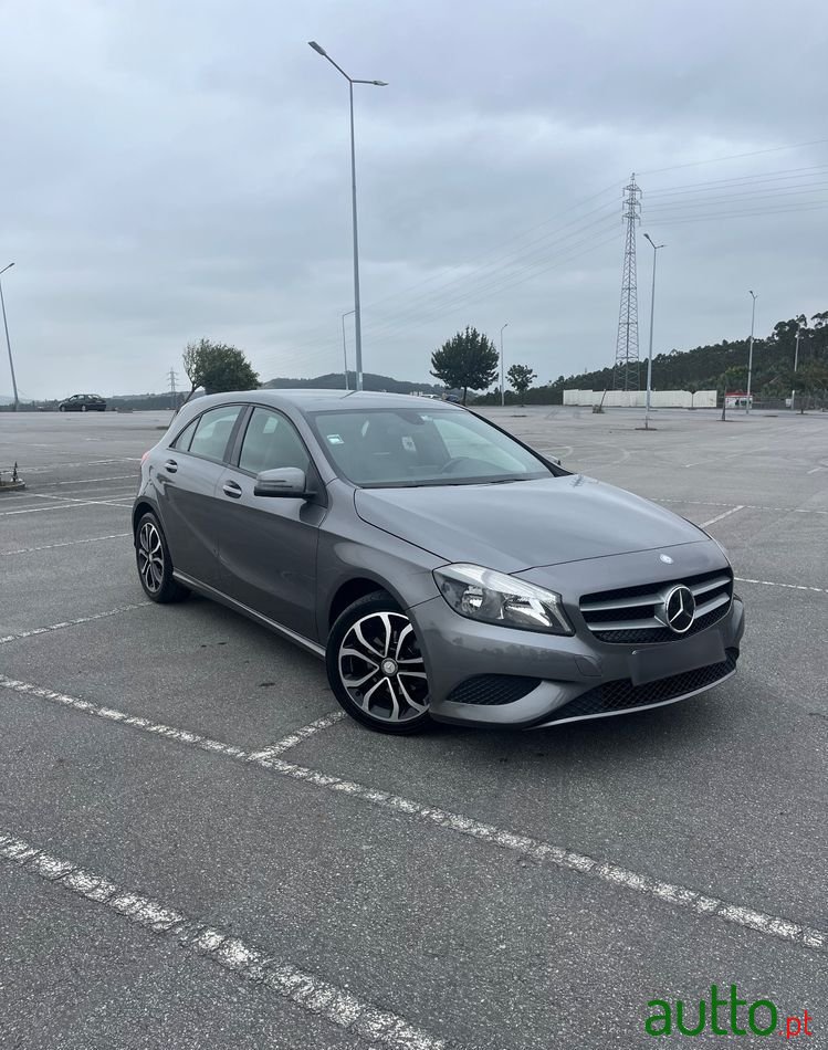2013' Mercedes-Benz Classe A Standard photo #6