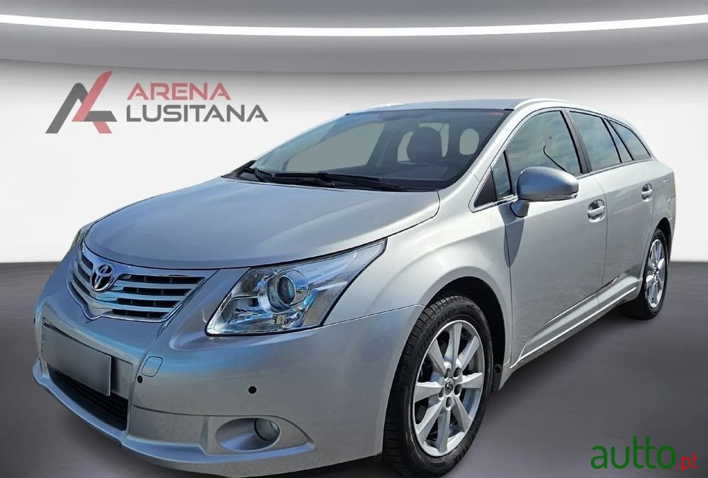 2011' Toyota Avensis Sw photo #3