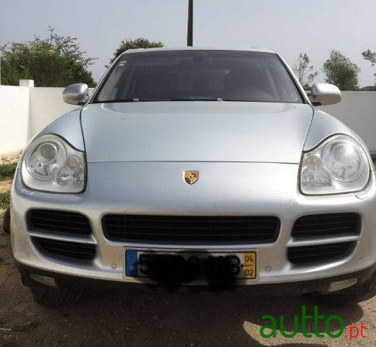 2004' Porsche Cayenne S photo #1