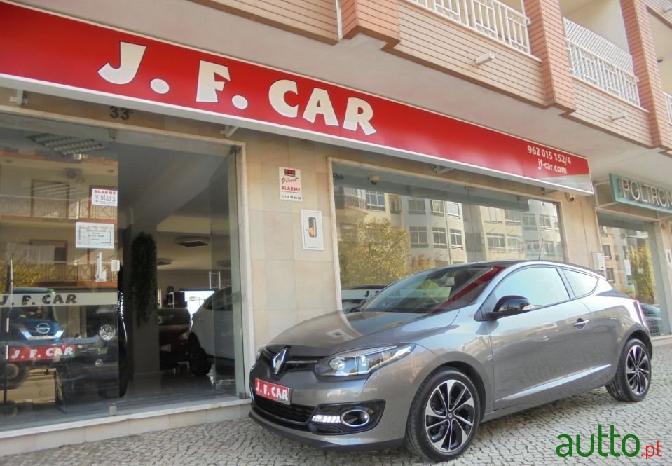 2013' Renault Megane Coupe photo #1
