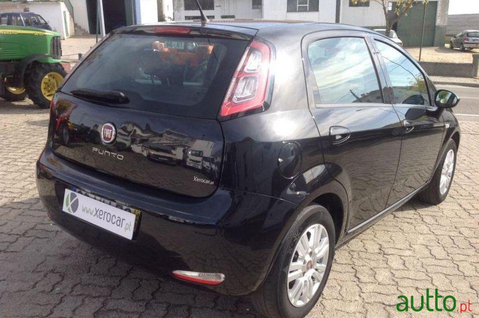 2013' Fiat Punto photo #2
