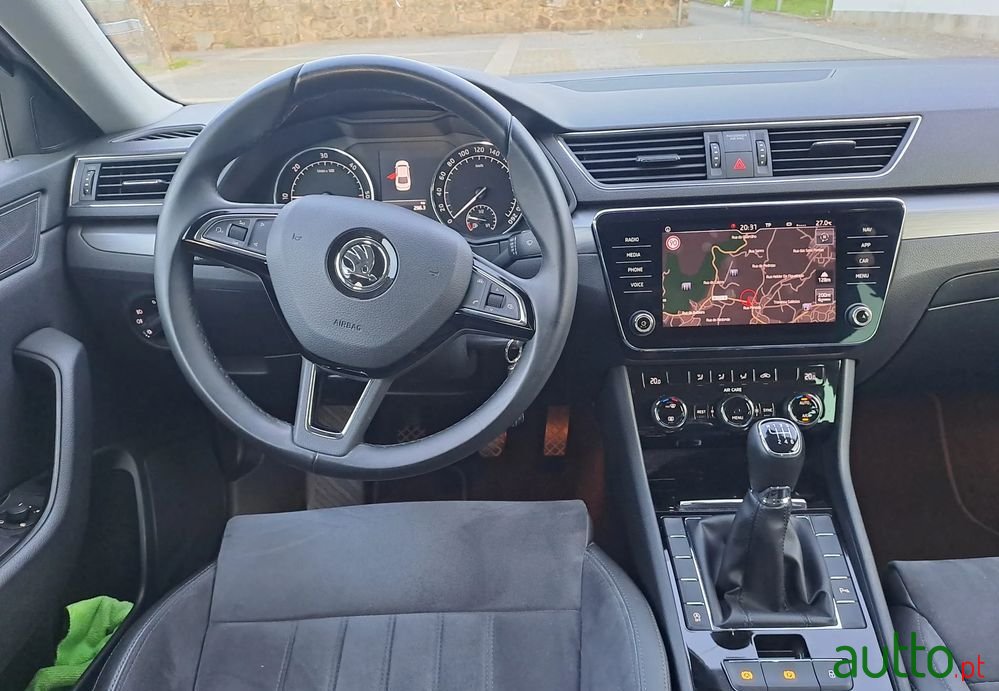 2019' Skoda Superb 1.6 Tdi Style photo #5