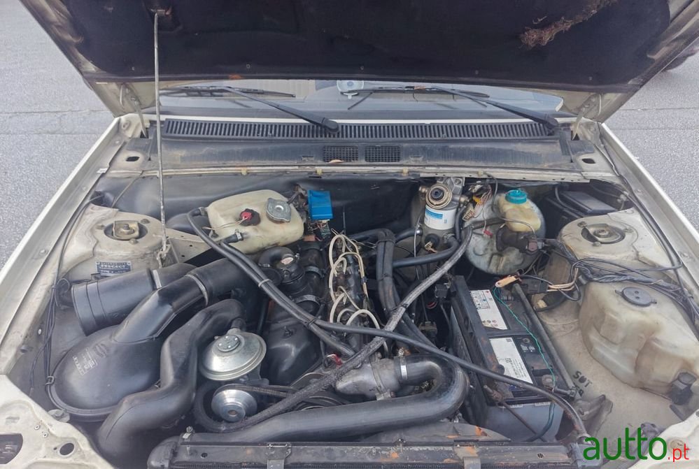 1990' Peugeot 505 Break photo #3