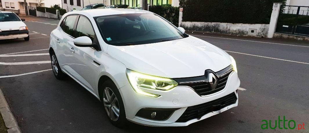 2016' Renault Megane photo #4